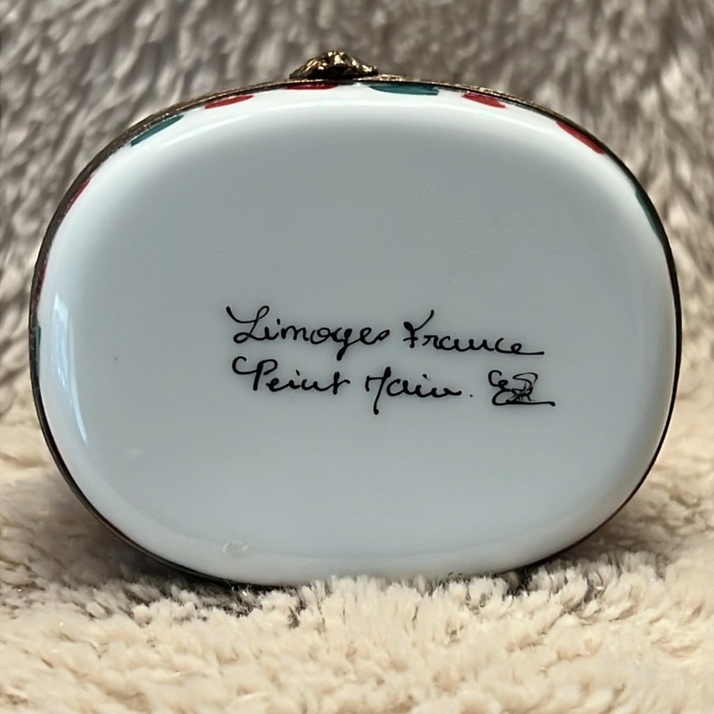 LIMOGES France Playful Cats Trinket Box - Picture 3 of 10